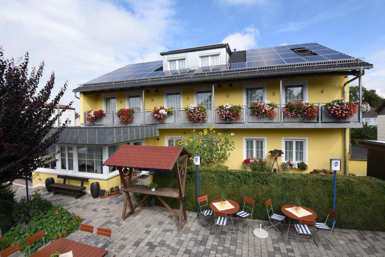 Hotel Hecht Garni インゴルシュタット エクステリア 写真